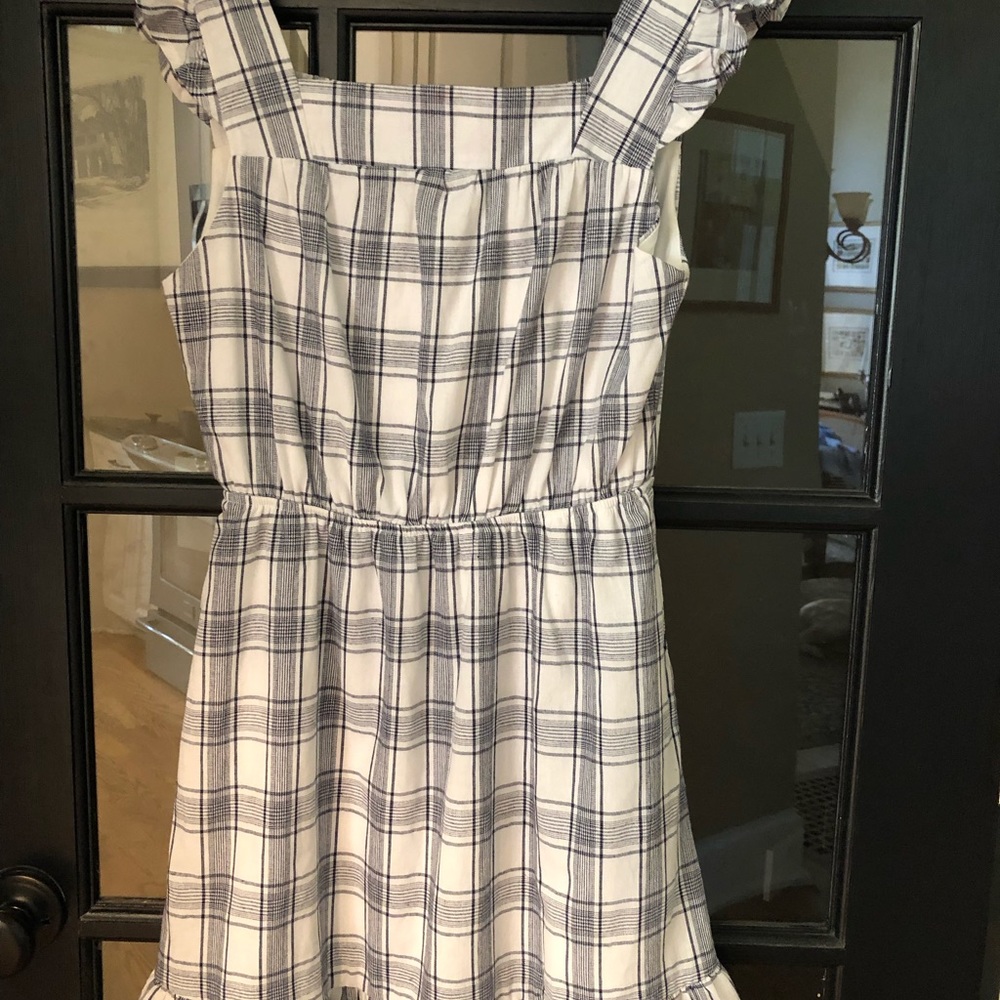 Adorable blue and white plaid dress!